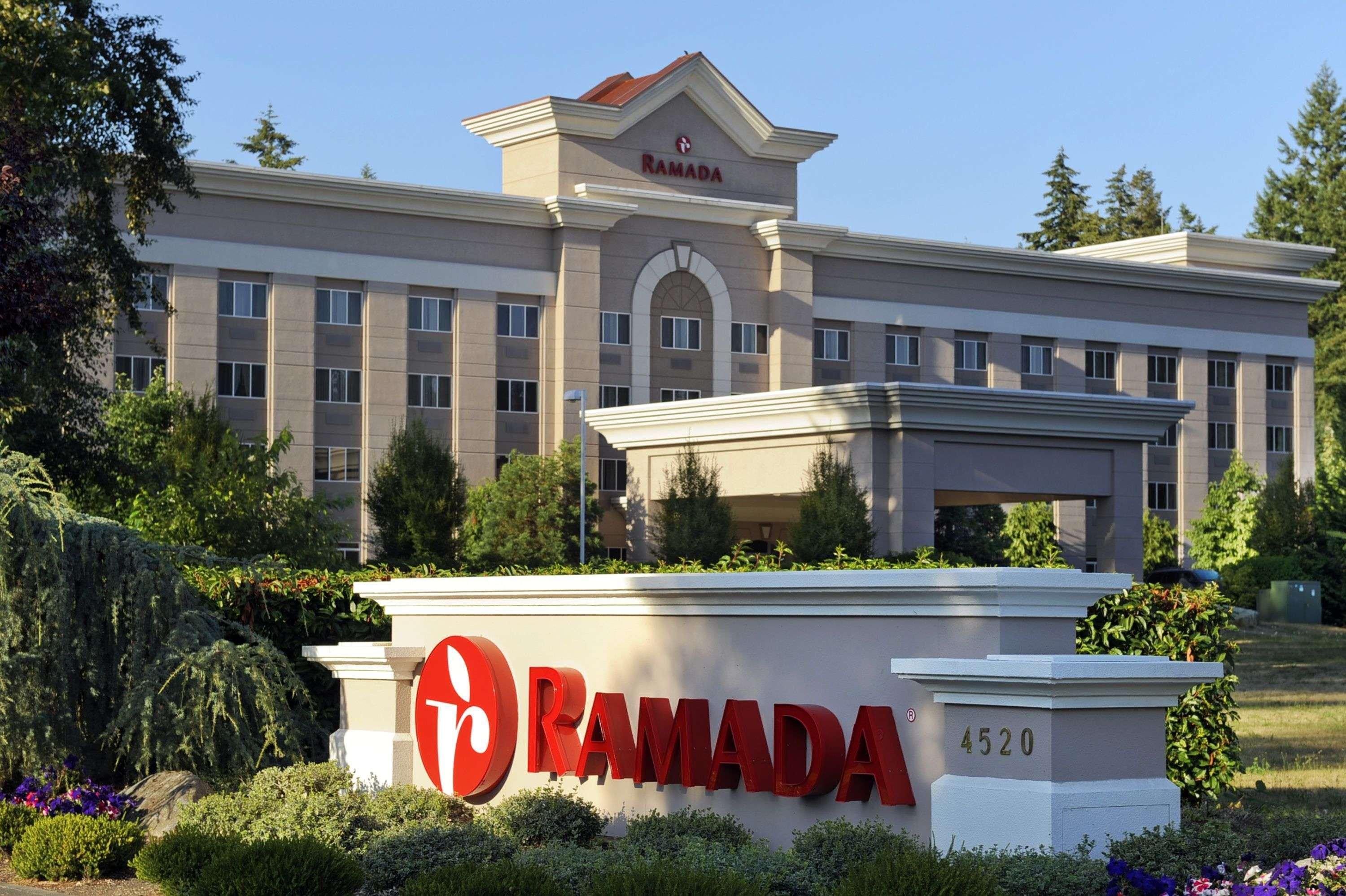 Отель Ramada By Wyndham Олимпия Экстерьер фото The Ramada Inn in Lake Stevens, Washington